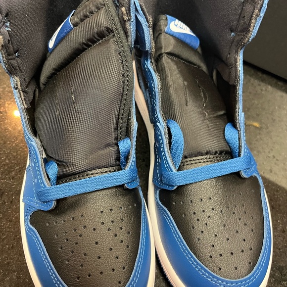 Jordan high Og blue & black sz 3y - Picture 5 of 7